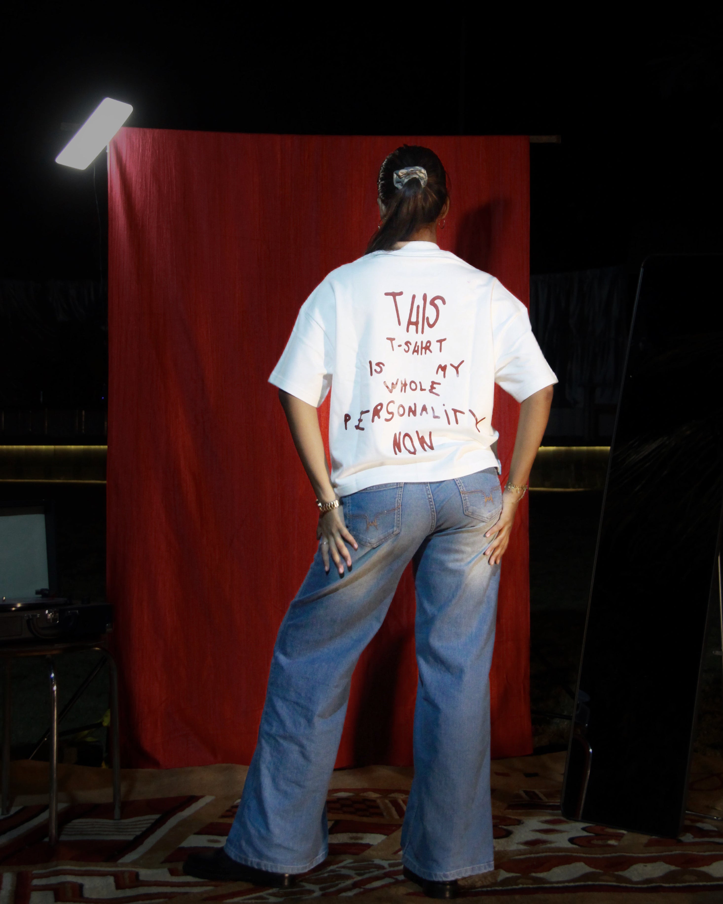 THIS T-SHIRT IS MY WHOLE PERSONALITY NOW (BOX-FIT)